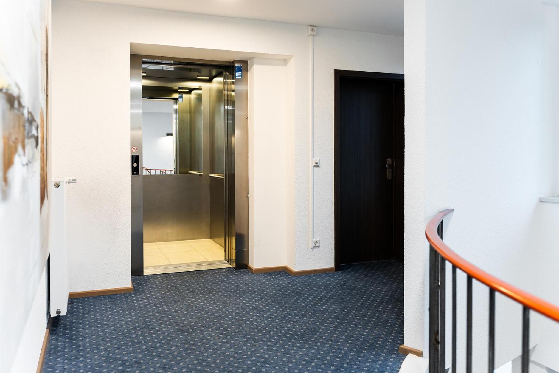 Hotel Vier Jahreszeiten An Der Therme & Kliniken Bad Krozingen Naehe Freiburg & Schwarzwald Ideal Fuer Wellness Kur & Business Ausfluege 24H Check In- Wlan & Parken Gratis Exteriér fotografie