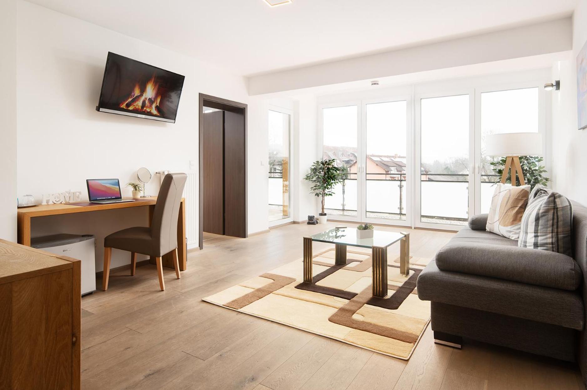 Hotel Vier Jahreszeiten An Der Therme & Kliniken Bad Krozingen Naehe Freiburg & Schwarzwald Ideal Fuer Wellness Kur & Business Ausfluege 24H Check In- Wlan & Parken Gratis Exteriér fotografie