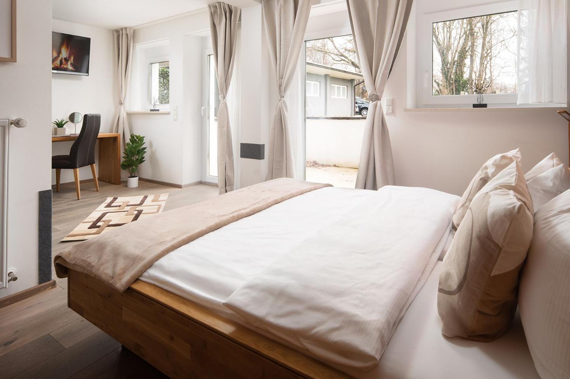 Hotel Vier Jahreszeiten An Der Therme & Kliniken Bad Krozingen Naehe Freiburg & Schwarzwald Ideal Fuer Wellness Kur & Business Ausfluege 24H Check In- Wlan & Parken Gratis Exteriér fotografie