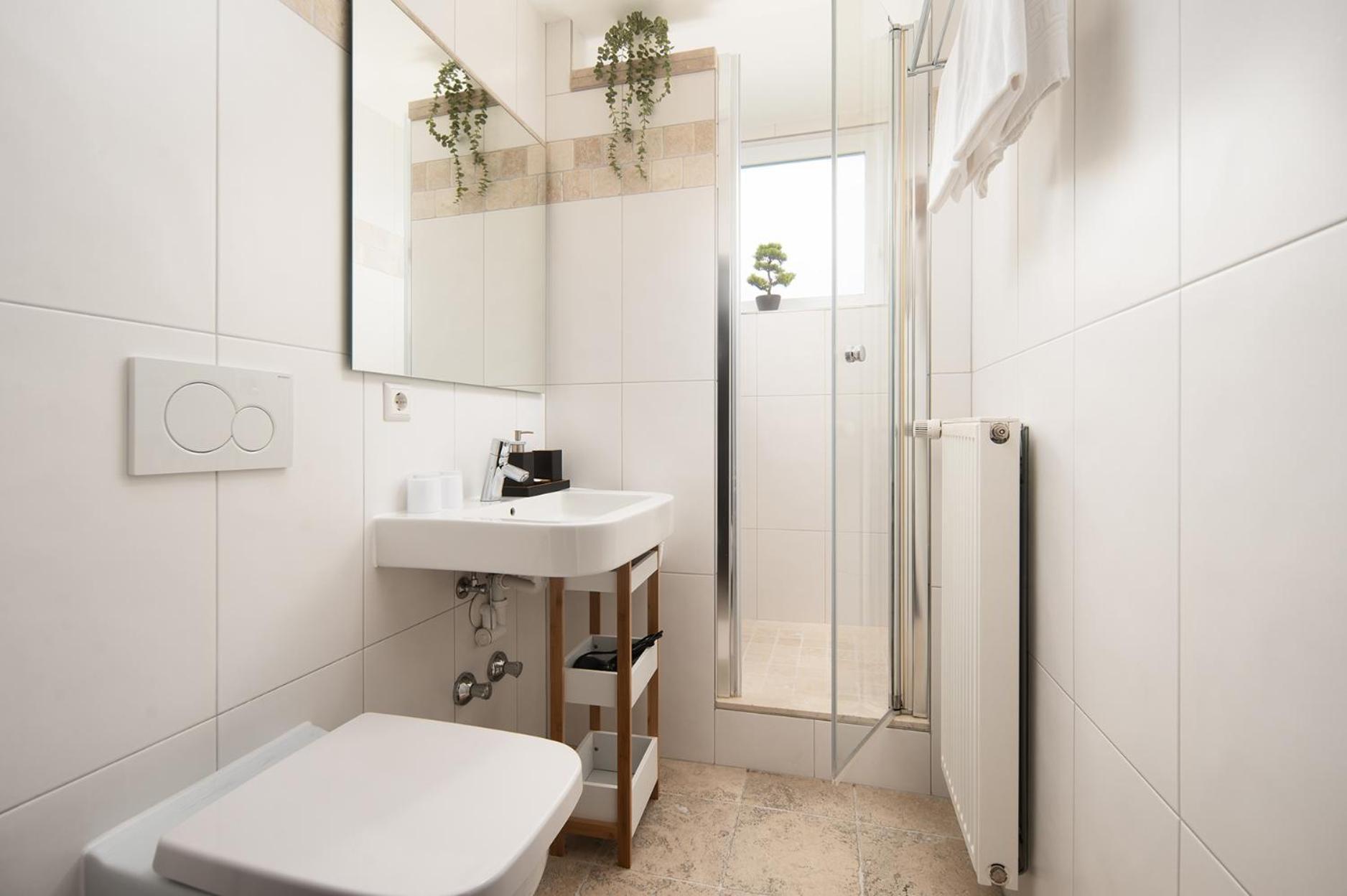 Hotel Vier Jahreszeiten An Der Therme & Kliniken Bad Krozingen Naehe Freiburg & Schwarzwald Ideal Fuer Wellness Kur & Business Ausfluege 24H Check In- Wlan & Parken Gratis Exteriér fotografie